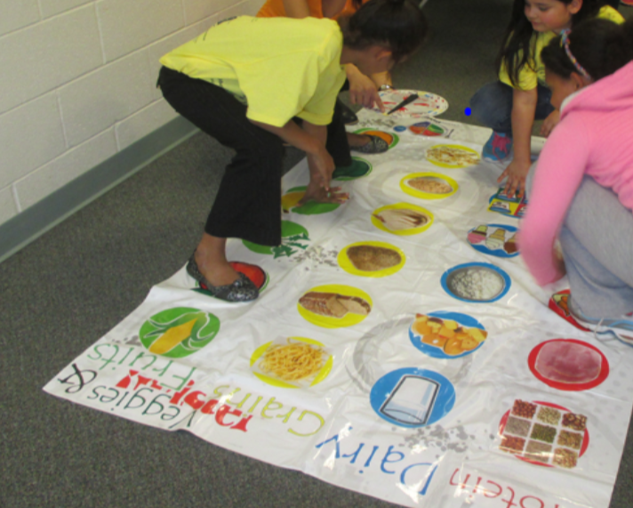 Illinois FoodZotic in Motion classroom activity